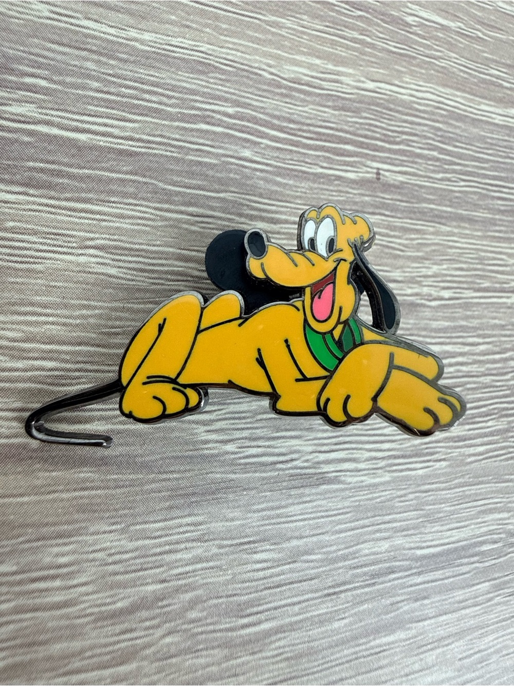 Y2K Disney Pluto Dog Pin Official Trading 2007 Disneyland Resort Mickey Mouse